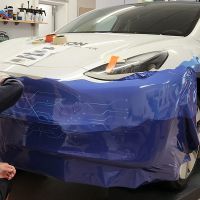 carwrapping-teilfolierung-blau-tesla