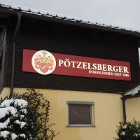 3d-logo-durchgesteckt-leuchtkasten-poetzelsberger