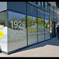 Fenster_Beklebung_Bank_Firma_Folie