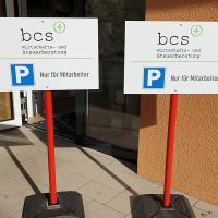 schild-firmenschild-parkplatz-werbetechnik