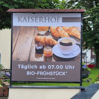 schild-kaiserhof-firmentafel-fruestueck
